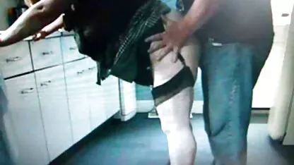 La jeune femme japonaise prête à succomber au cancer sur le les films pornos francais lit et chevauche sybian jusqu'à obtenir du sperme