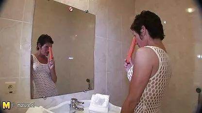 Les filles qui ont la chatte poilue en bas, surprise, un agent les meilleurs films pornos francais porno