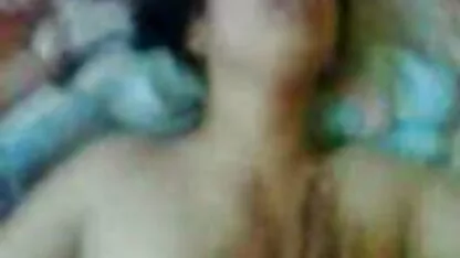 La fille a films pornographiques en français gratuit montré l'émerveillement d'une pipe rugueuse et profonde
