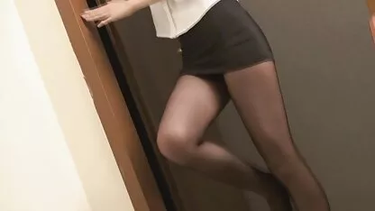 Gymnastique d'une blonde aux gros seins mature pour continuer porno movie français dans des positions sexuelles extrêmes