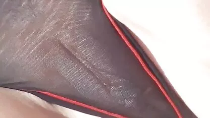 Chatte rasée secousses terminer avec un filet, et l'urine tout les film porno francais