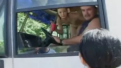 Belle L. d'une jeune salope est digne de dépravé doigt films pornos francais vintage toucher
