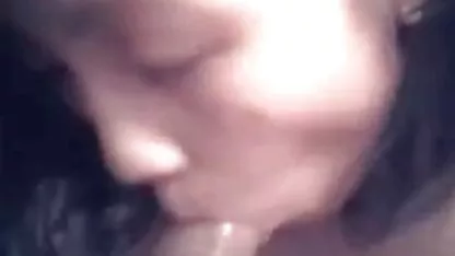 Blonde et brune porno en streaming vf de fumer et de frotter leurs chattes poilues passionnément