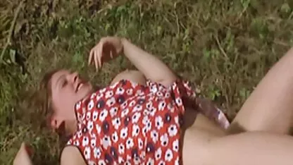 Asiatique star pornos allemands du porno caresser L. avant le sexe anal rugueux