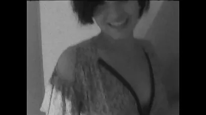Une jeune femme japonaise est stimulée par olga french porn les caresses d'une chatte, envahie par la végétation et prête à faire l'amour avec votre petit ami