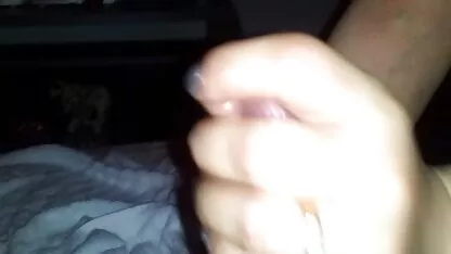 Lubriques jeune salope a jusqu'à cancer à cause de la pénétration de une bite dans le cul filme porno fronce