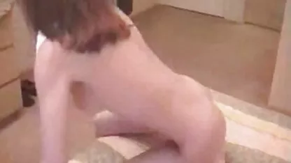 De la de robinet diligent sœur, une jeune le film porno français petite amie dans sa bouche et éjacule à être