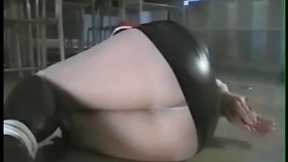 Mignon porno pro fr fille russe donne son serré rose L.