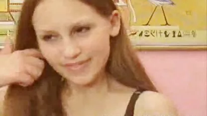 Horny Britanniques lesbiennes vieux films pornos français se tournent vers la chatte fisting